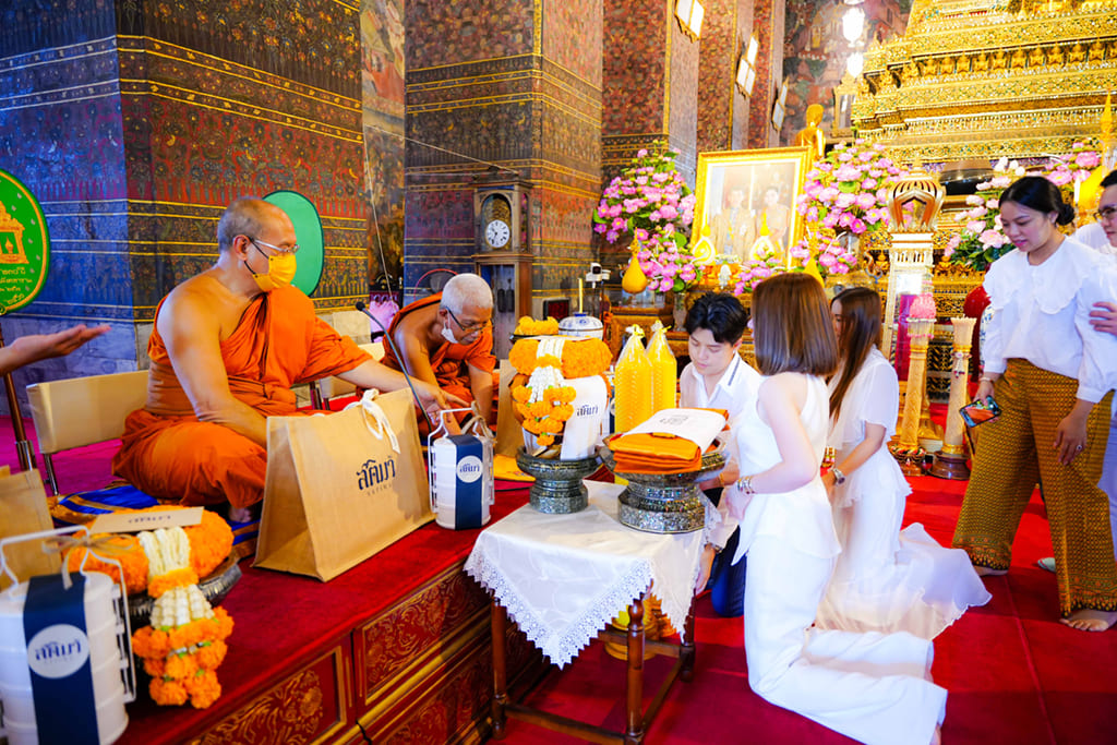 ทำบุญวันเกิดที่วัดโพธิ